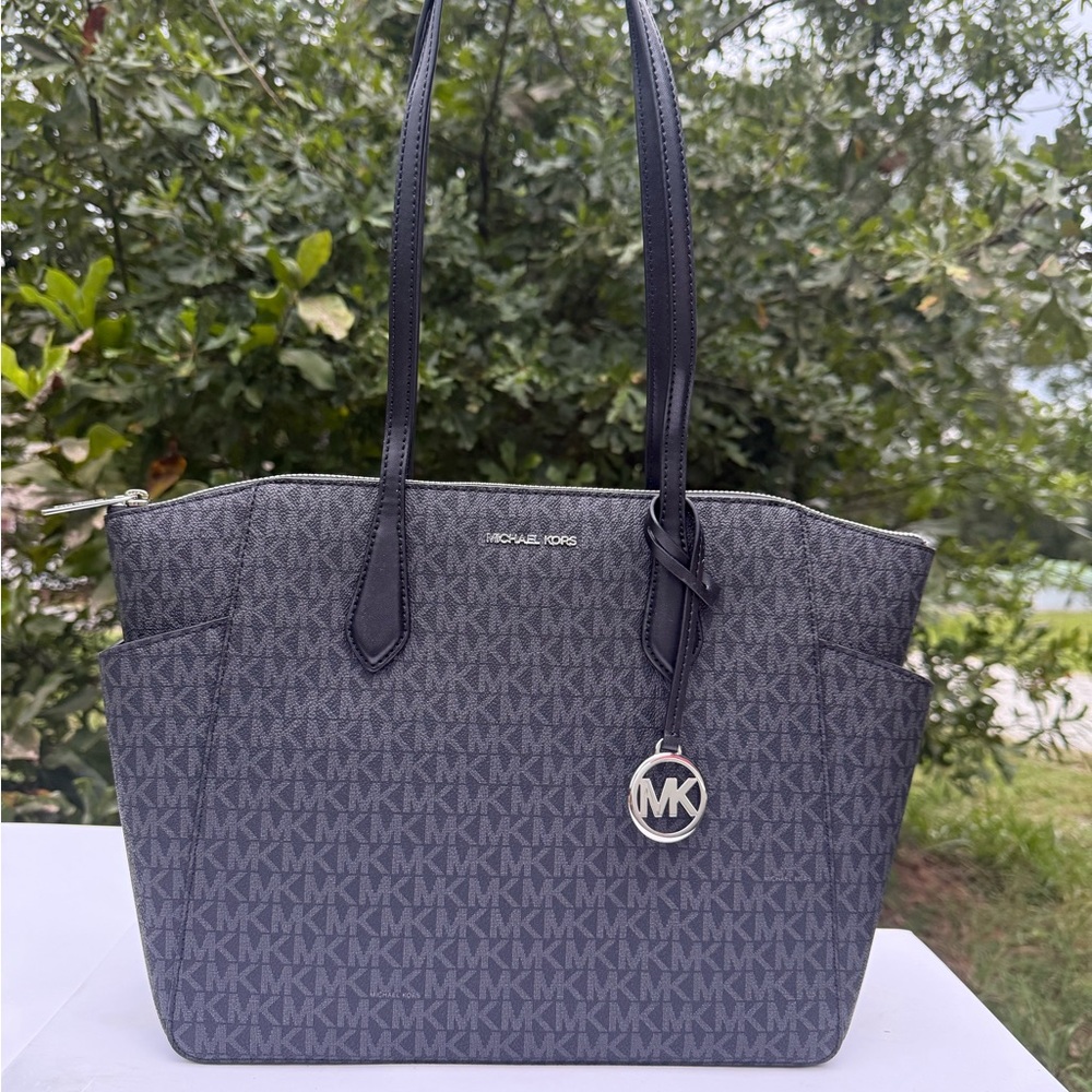 Michael Kors Medium Marylin Leather Tote Bag Black Multi
